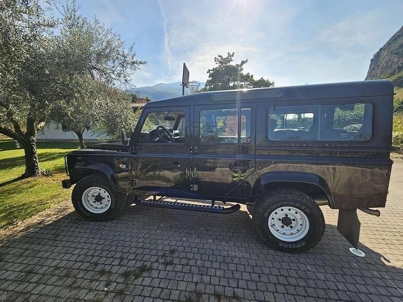 Nero Usata 2008 Land Rover Defender S SUV | 30.000 € - Immagine 1/4