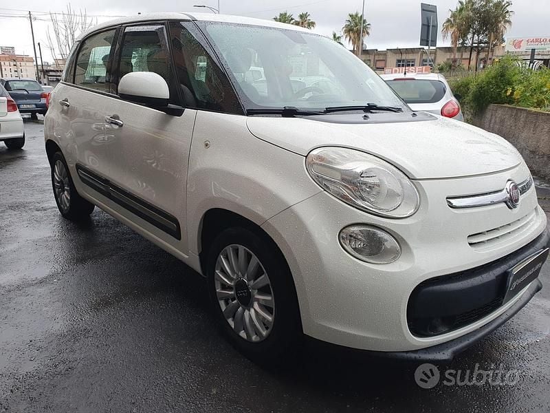 Usata Fiat 500L Lounge 85 CV (62 kW) 2015 Bianco Monovolume