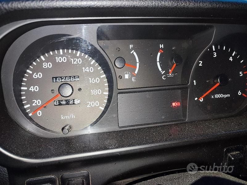 Grigio Usata 2001 Hyundai Galloper SUV | 6500 € (Buon prezzo) - Immagine 1/4