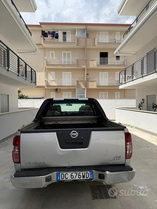 Usata Nissan Navarra 2006 Grigio SUV