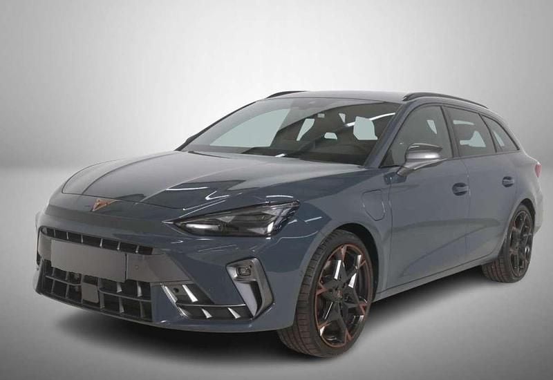 Blu fiordo Usata 2025 Cupra Leon VZ Station wagon | 40.900 € - Immagine 1/4