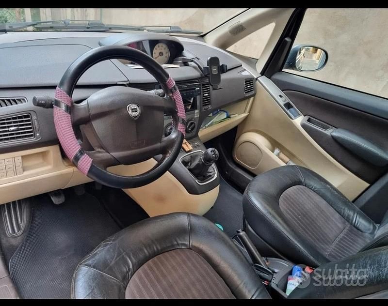 Usata Lancia Musa 2005 Marrone Monovolume