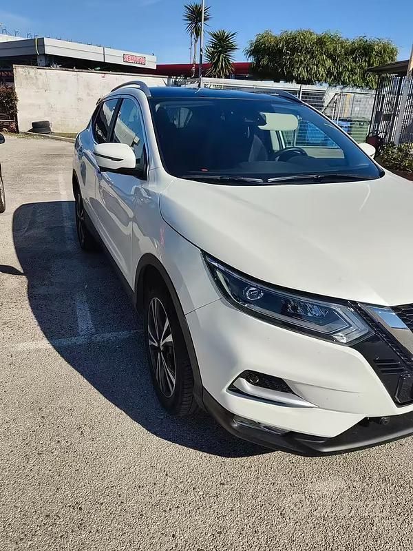 Usata Nissan Qashqai 116 CV (85 kW) 2019 Bianco SUV