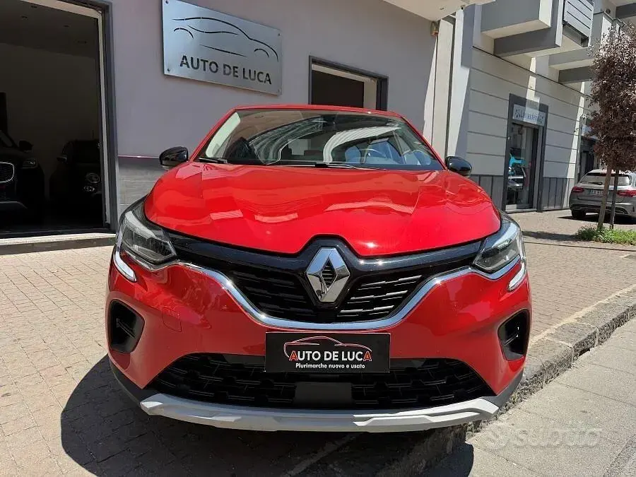 Usata Renault Captur Zen 100 CV (73 kW) 2023 Nero SUV