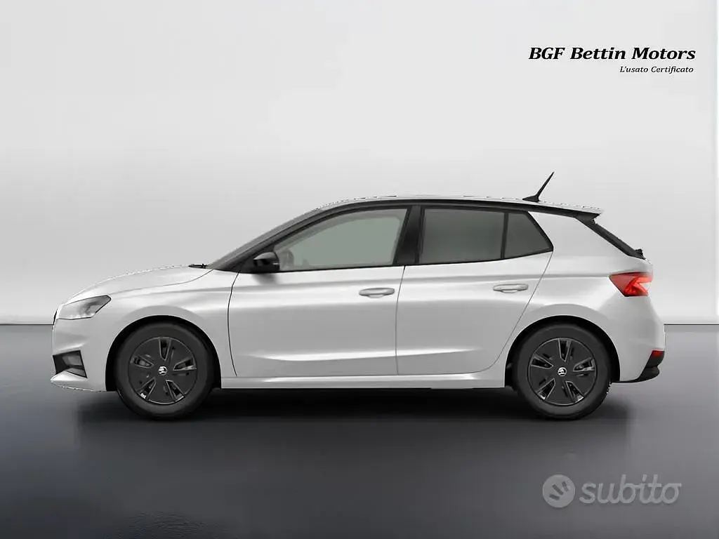 Nuova Skoda Fabia 116 CV (85 kW) 2026 Bianco luna metallizzato nero Utilitaria