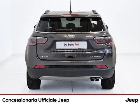 Usata Jeep Compass Limited 140 CV (102 kW) 2017 Grigio SUV