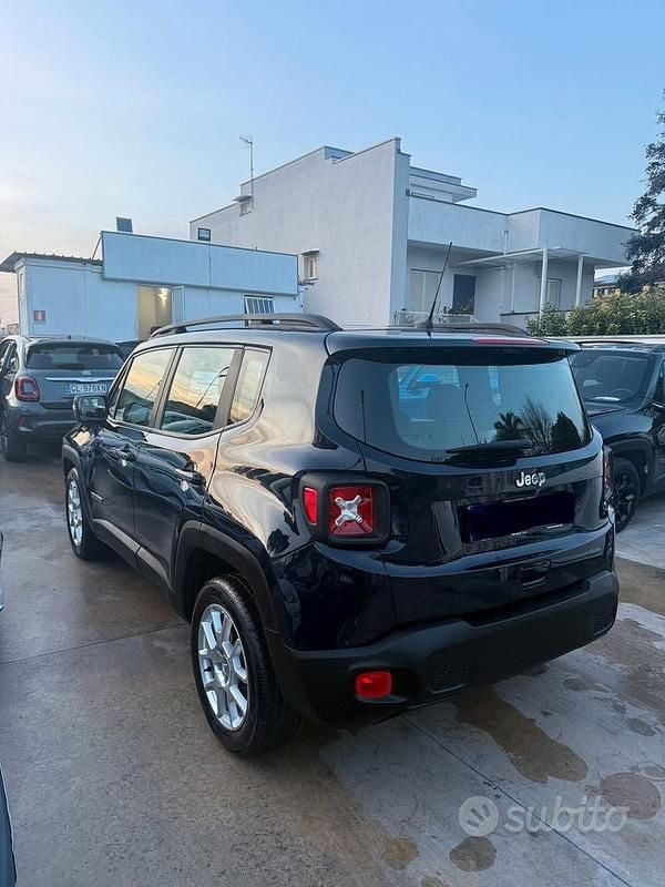 Usata Jeep Renegade Limited 140 CV (102 kW) 2019 Blu SUV