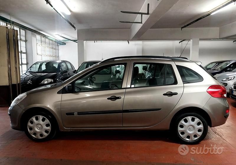 Usata Renault Clio GrandTour 74 CV (54 kW) 2008 Giallo Station wagon