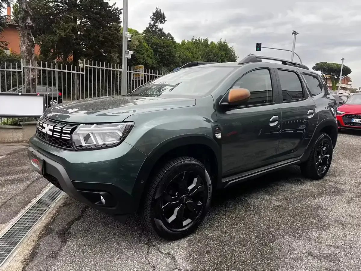 Usata Dacia Duster Extreme 101 CV (74 kW) 2023 Verde SUV