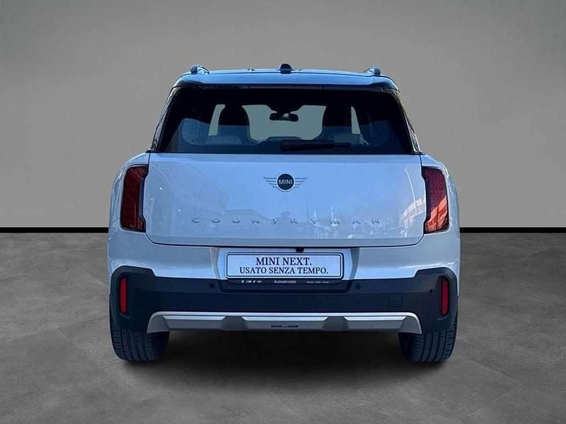 Usata Mini Cooper Countryman Favoured 170 CV (125 kW) 2024 Nanuq white SUV