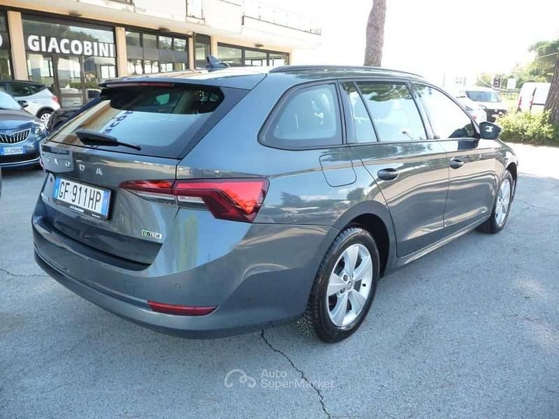Usata Skoda Octavia G-TEC Executive 131 CV (96 kW) 2021 Antracite Station wagon