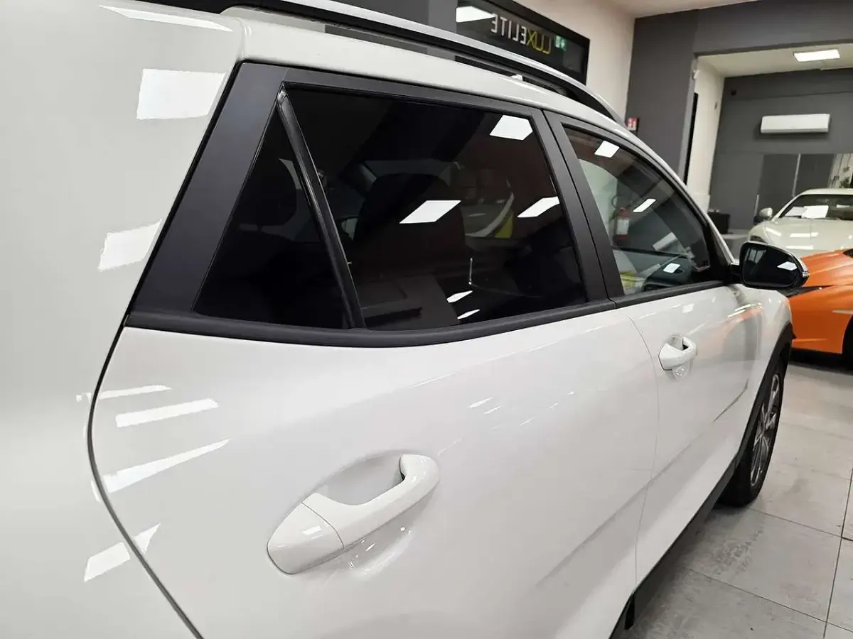 Usata Kia Stonic Style 95 CV (69 kW) 2023 Clear white SUV