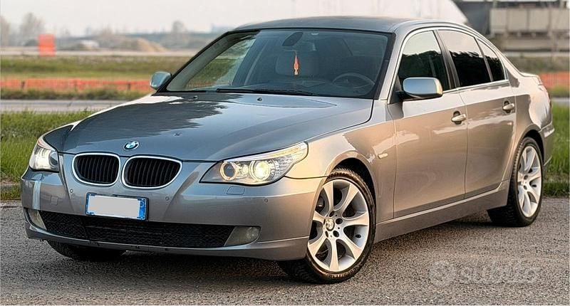 Usata BMW 520 2009 Grigio Berlina