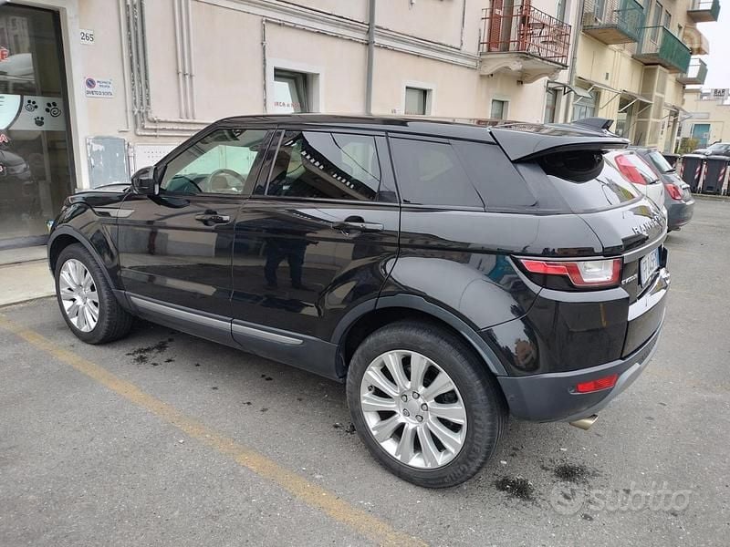 Usata Land Rover Range Rover evoque SE 150 CV (110 kW) 2017 Nero Station wagon