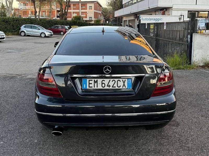 Begagnad Mercedes C220 170 HK (125 kW) 2012 Blå Sportkupé