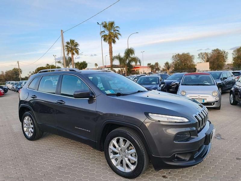 Usata Jeep Cherokee Longitude 170 CV (125 kW) 2015 Grigio SUV