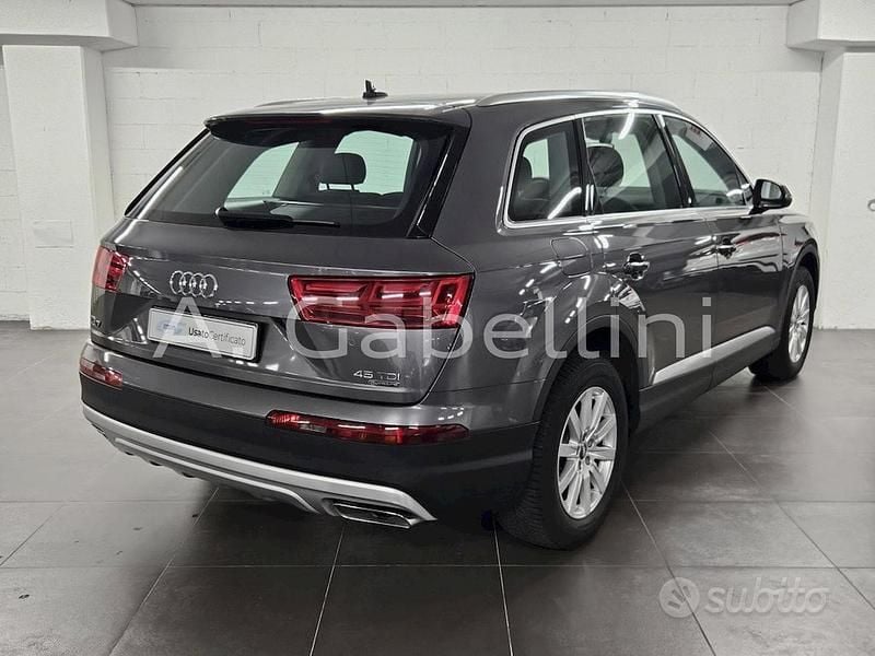 Usata Audi Q7 Comfort 231 CV (169 kW) 2018 Grigio SUV