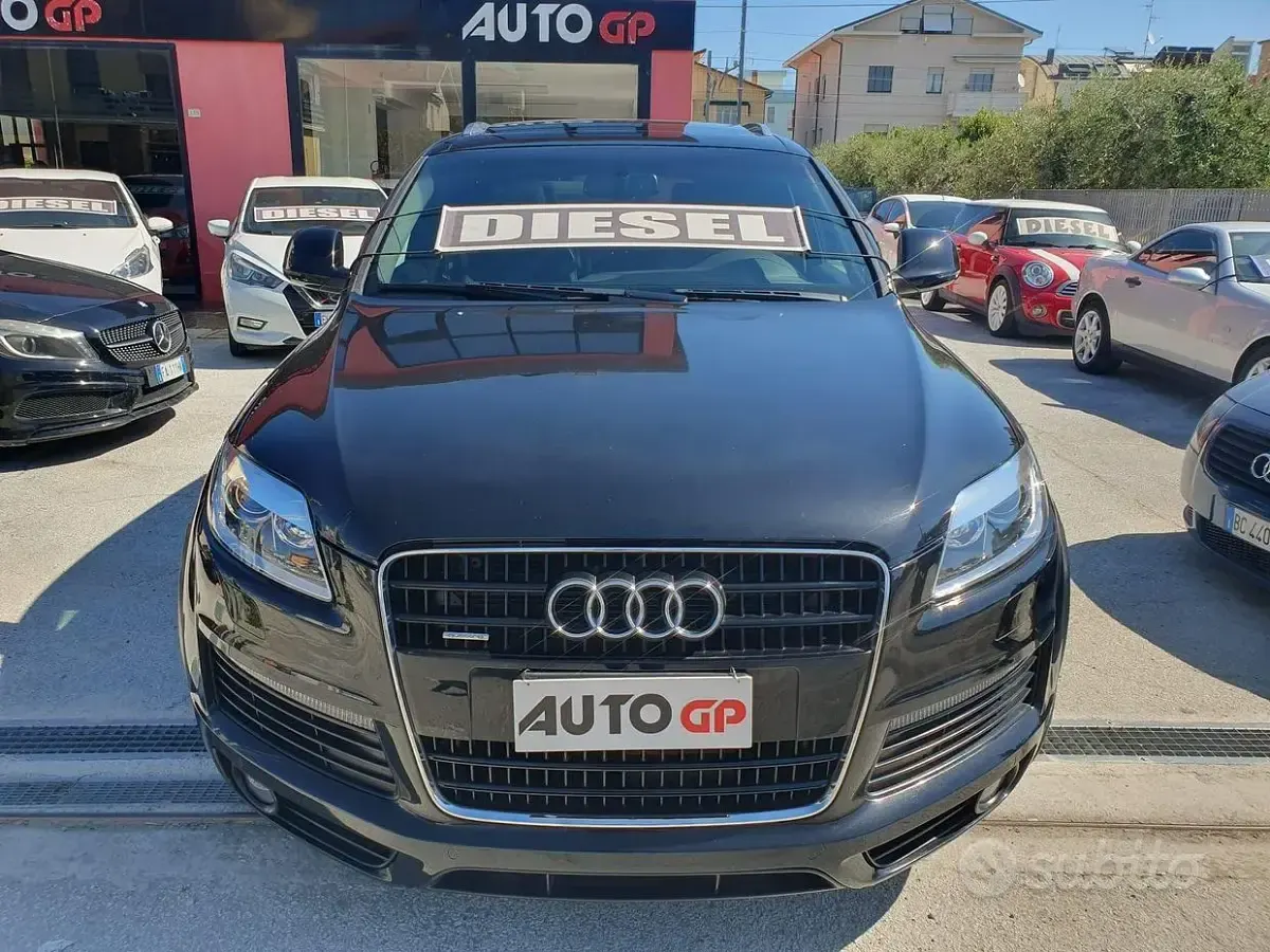 Usata Audi Q7 272 CV (200 kW) 2008 Nero SUV