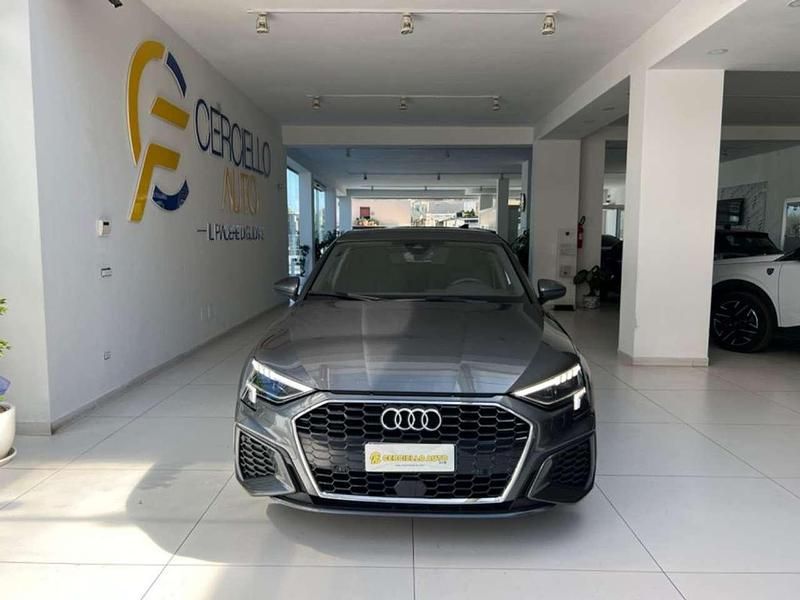 Usata Audi A3 S-Line 150 CV (110 kW) 2024 Nero metallizzato Berlina