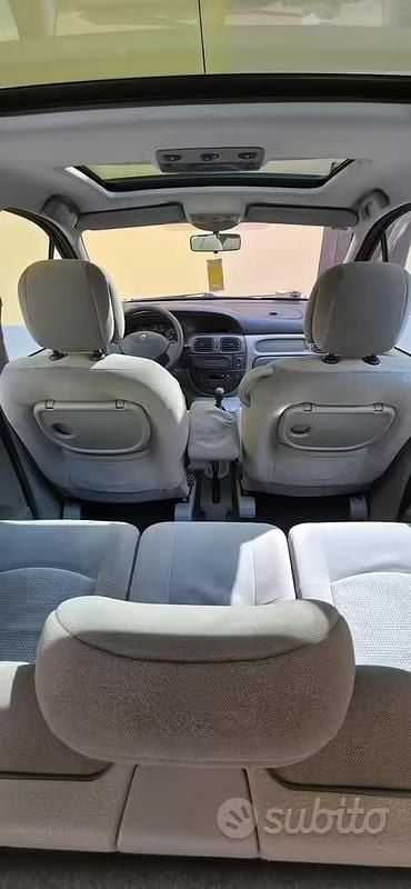 Usata Renault Scénic 2002 Grigio Monovolume