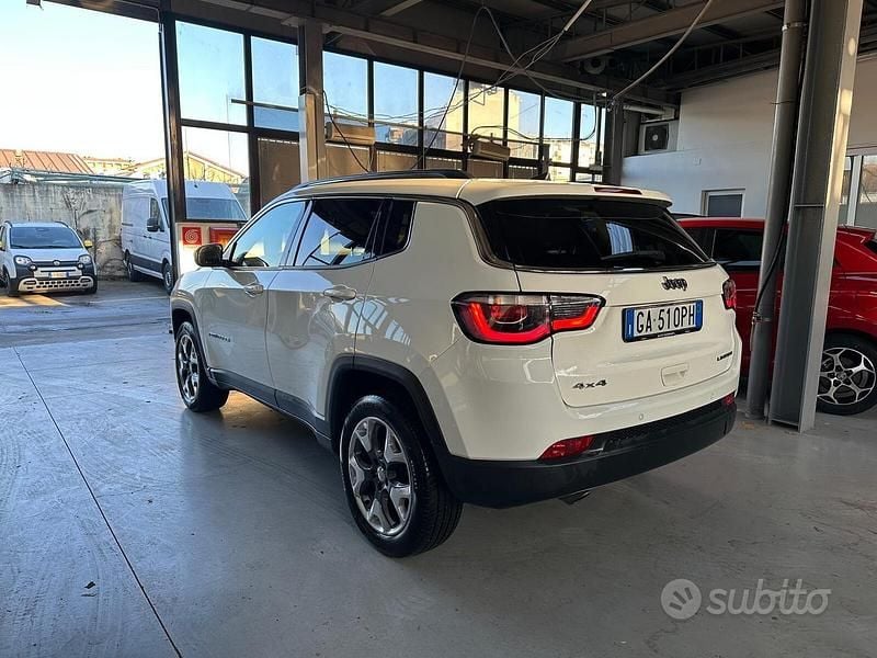 Usata Jeep Compass Limited 140 CV (102 kW) 2020 Alpine white SUV