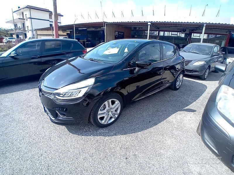 Usata Renault Clio IV 75 CV (55 kW) 2019 Nero Utilitaria