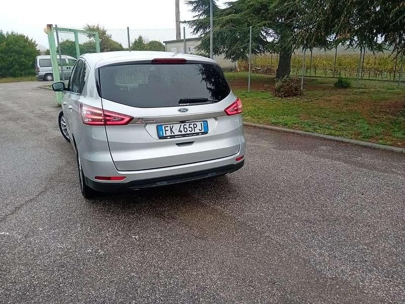 Usata Ford S-MAX Titanium 150 CV (110 kW) 2017 Monovolume
