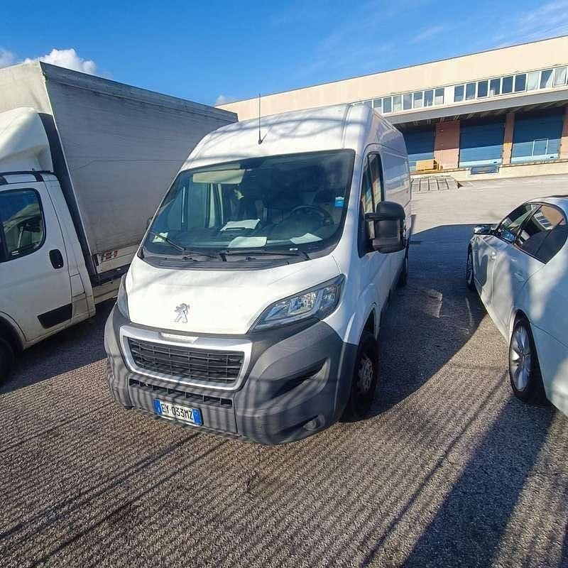 Usata Peugeot Boxer 131 CV (96 kW) 2015 Bianco Furgone