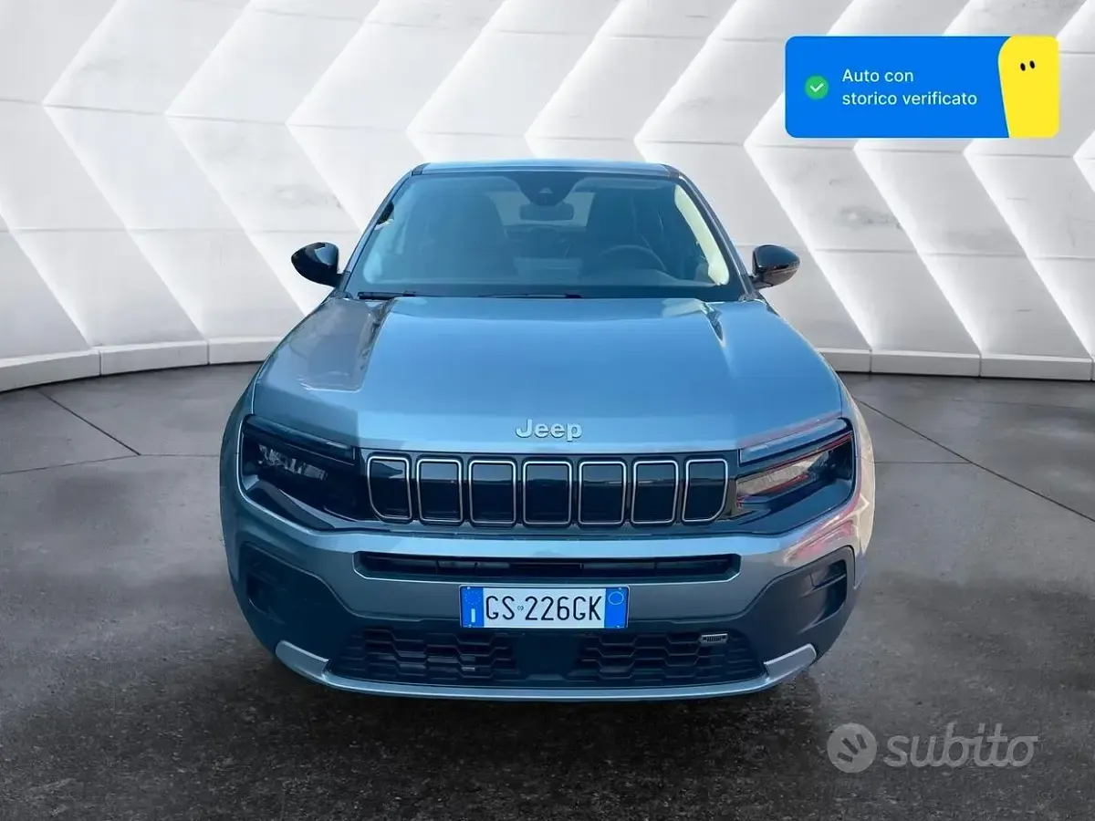 Usata Jeep Avenger Altitude 101 CV (74 kW) 2024 Grigio SUV