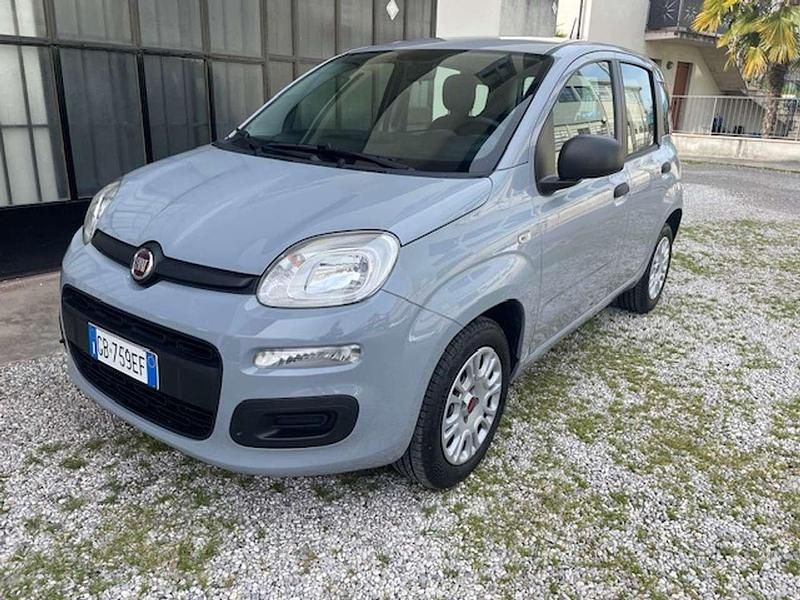 Usata Fiat Panda Easy 69 CV (50 kW) 2020 Other Utilitaria