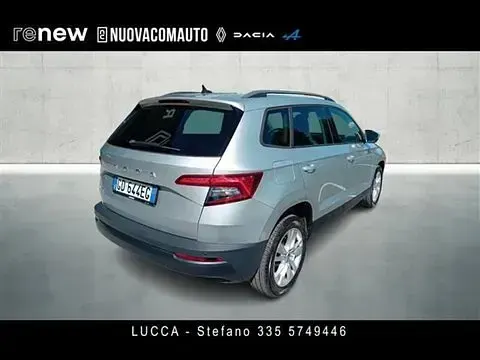 Usata Skoda Karoq 150 CV (110 kW) 2021 Grigio chiaro SUV