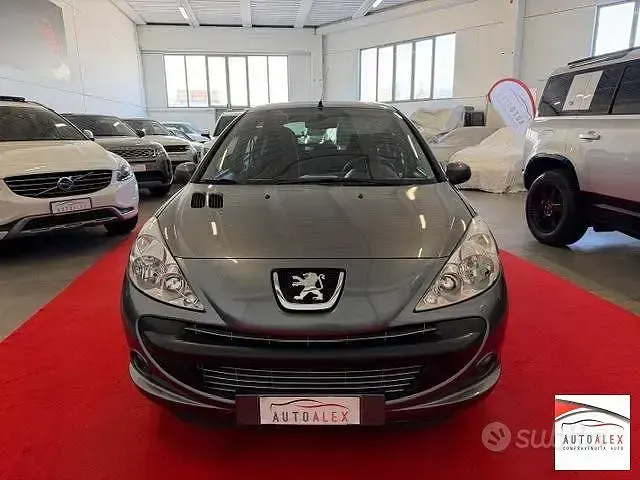 Usata Peugeot 206 60 CV (44 kW) 2009 Argento Berlina
