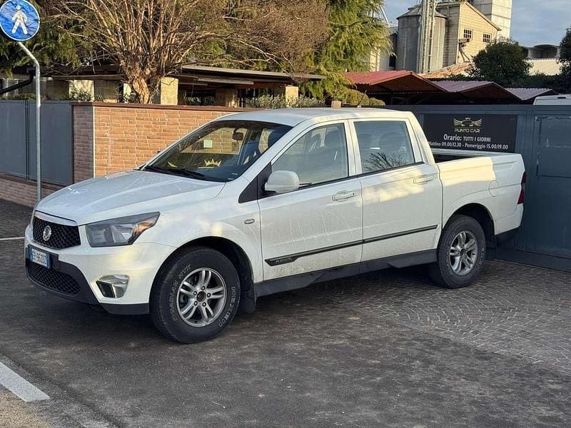 Usata SsangYong Actyon 155 CV (114 kW) 2012 Bianco SUV