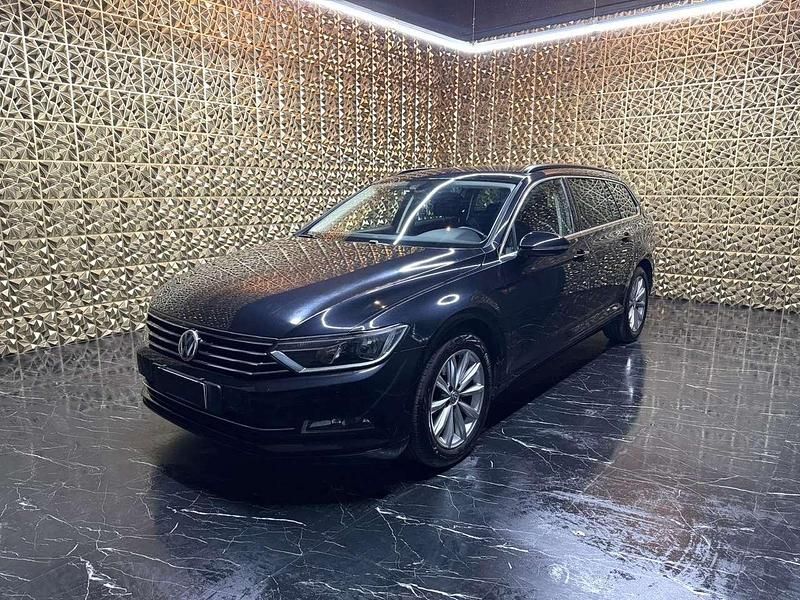 Usata VW Passat Business 120 CV (88 kW) 2017 Blu/azzurro Station wagon