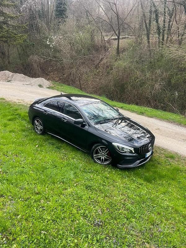 Usata Mercedes CLA200 Premium 136 CV (100 kW) 2018 Nero Berlina