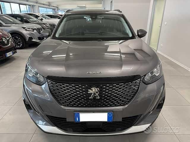 Usata Peugeot 2008 Allure 131 CV (96 kW) 2020 Grigio SUV