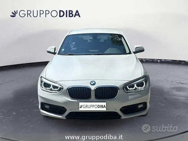 Usata BMW 118 Efficient Dynamics 150 CV (110 kW) 2018 Bianco Utilitaria