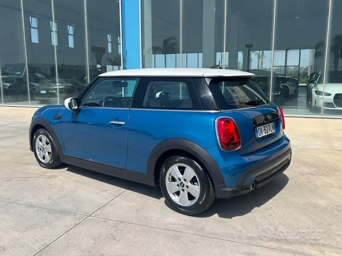 Usata Mini Cooper Resolute Edition 136 CV (100 kW) 2022 Bluazzurro Utilitaria