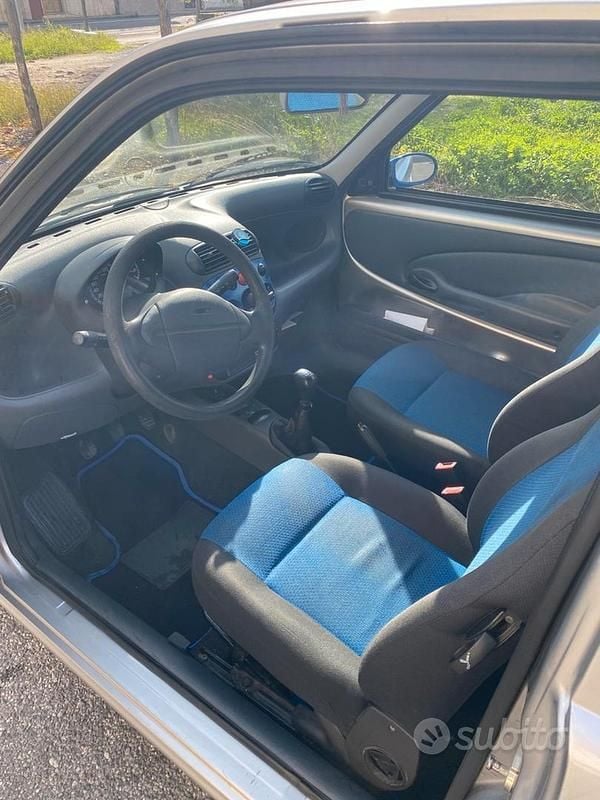Usata Fiat 600 54 CV (39 kW) 2002 Berlina