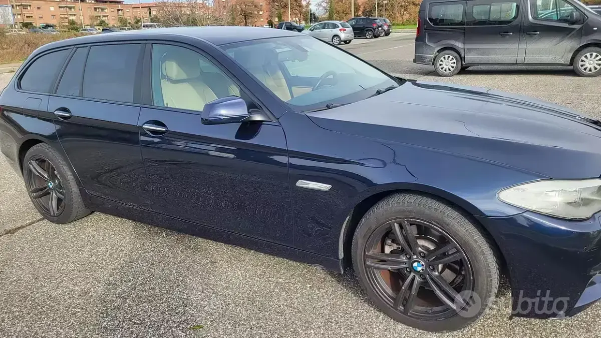 Usata BMW 520 184 CV (135 kW) 2013 Bluazzurro Station wagon