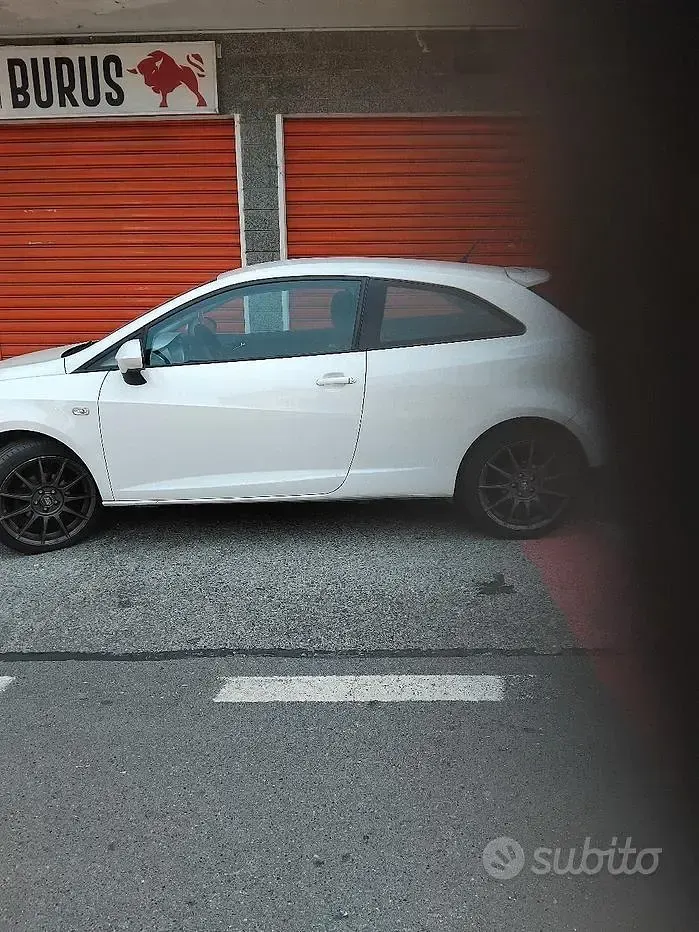 Usata Seat Ibiza 90 CV (66 kW) 2010