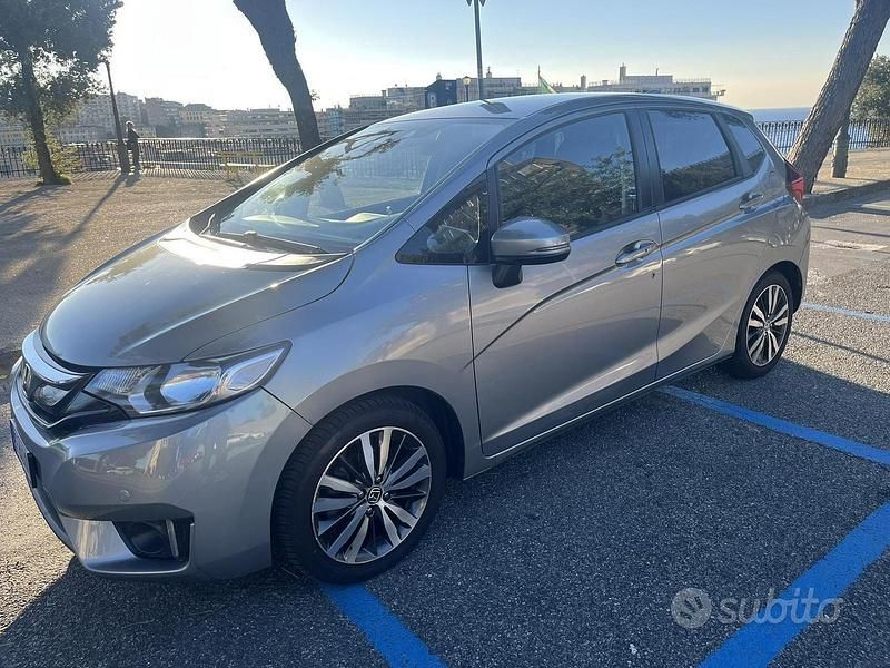 Usata Honda Jazz Elegance 102 CV (75 kW) 2017 Utilitaria