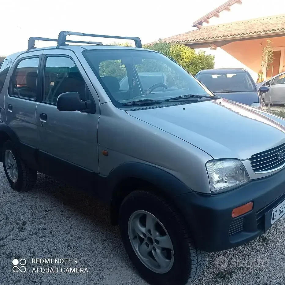 Usata Daihatsu Terios 2000 Grigio SUV