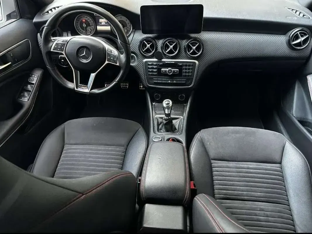 Usata Mercedes A160 Premium 90 CV (66 kW) 2015 Bianco Berlina