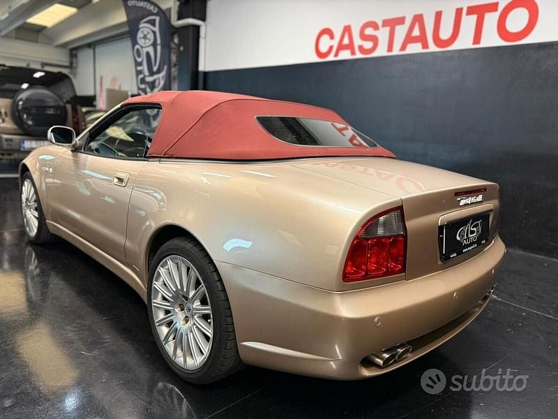 Usata Maserati Spyder 390 CV (286 kW) 2004 Marrone Cabrio