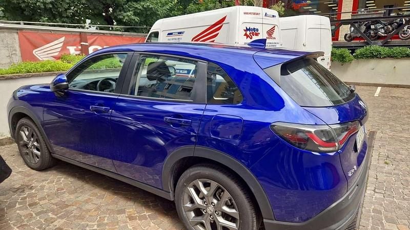Usata Honda ZR-V Elegance 143 CV (105 kW) 2024 Blu/azzurro SUV