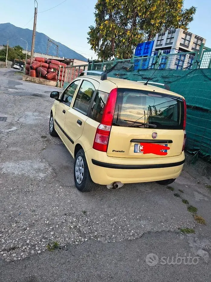 Usata Fiat Panda 69 CV (50 kW) 2011 Giallo Utilitaria