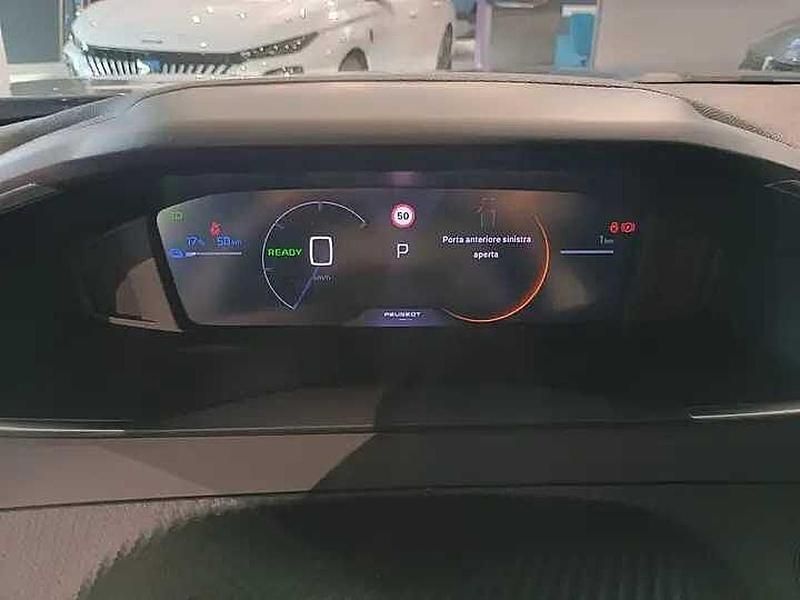 Nuova Peugeot e-2008 Allure 114 kW (156 CV) 2025 Grigio SUV