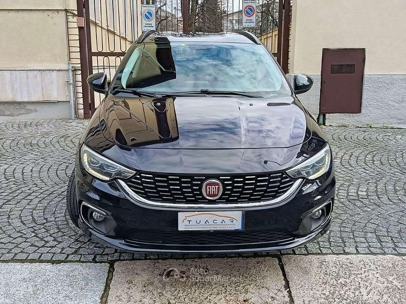 Usata Fiat Tipo Lounge 120 CV (88 kW) 2020 Nero Station wagon