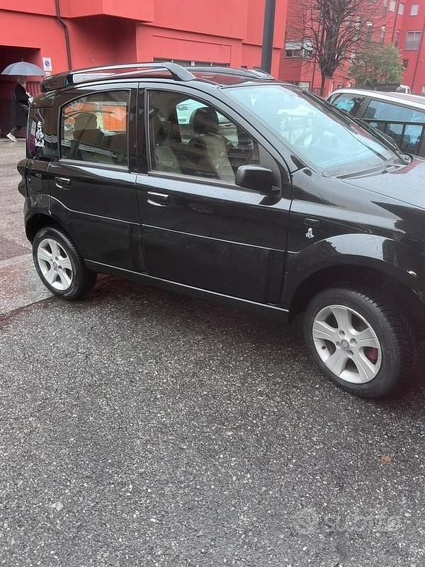 Usata Fiat Panda Cross Cross 2005 Nero Utilitaria